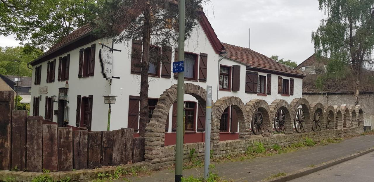 Hotel Altes Fahrhaus Duisburg Exterior foto